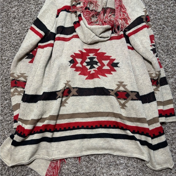 Absolutely Famous Red and Cream Hooded Cardigan Aztec print - Picture 8 of 11